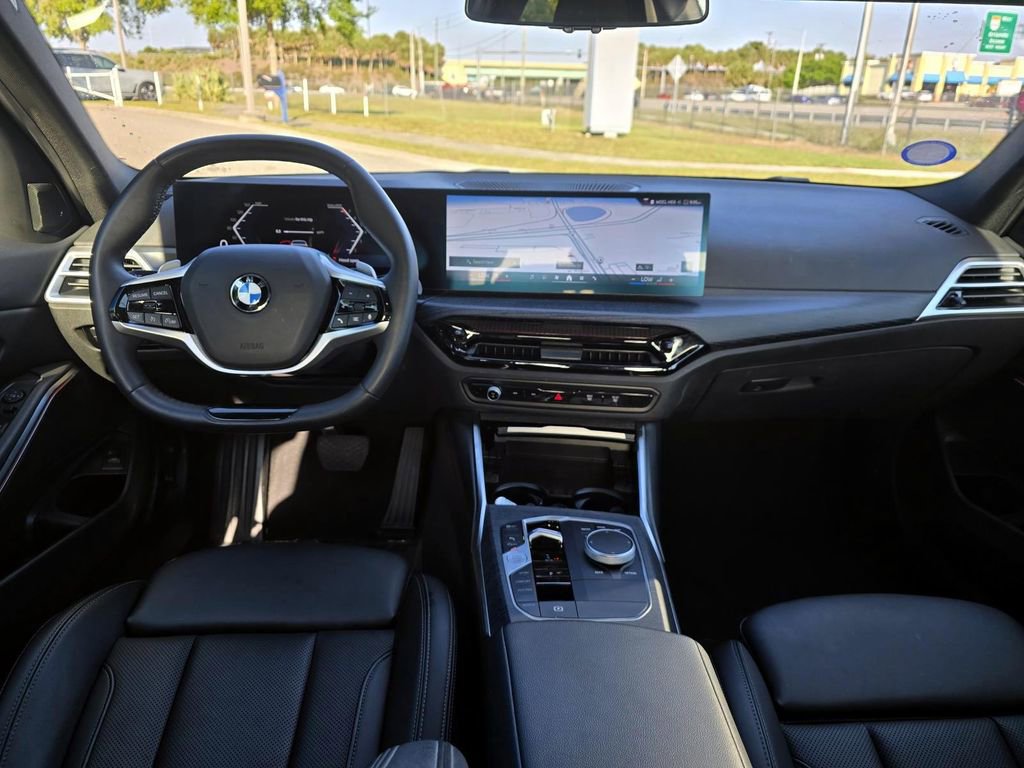Used 2025 BMW 330i Sedan image 12