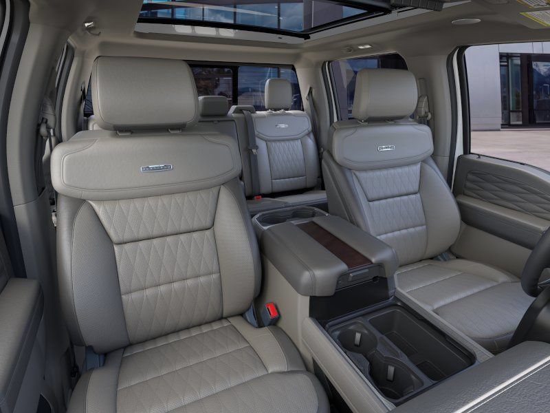 New 2026 Ford F350 Platinum w/ Platinum Plus Package AWD/4WD image 11