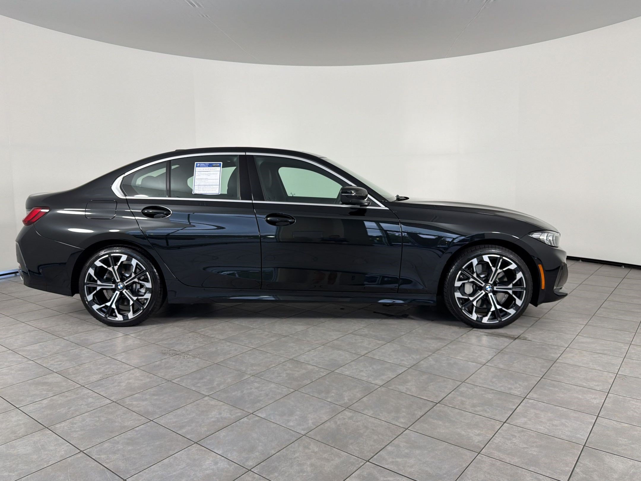 Used 2025 BMW 330i Sedan RWD image 8