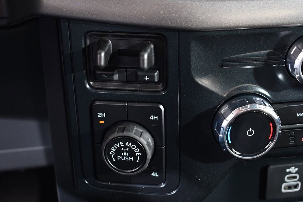 New 2026 Ford F150 XLT w/ Equipment Group 302A MID image 31