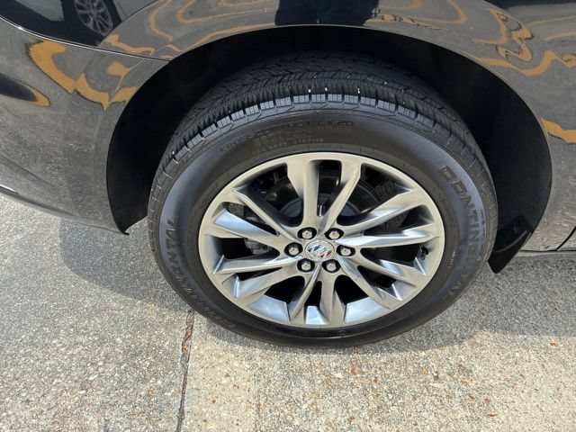 Used 2024 Buick Enclave Avenir w/ Avenir Technology Package FWD image 41