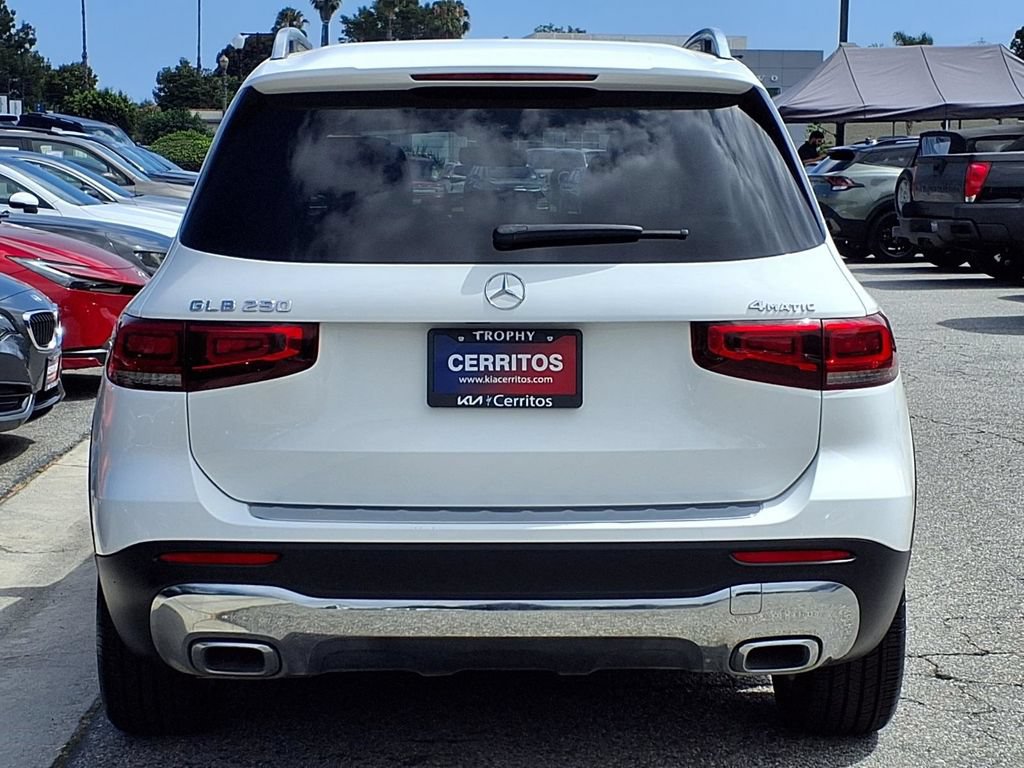 Used 2020 Mercedes-Benz GLB 250 4MATIC image 4