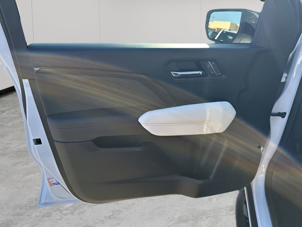 New 2026 GMC Canyon AT4X image 23