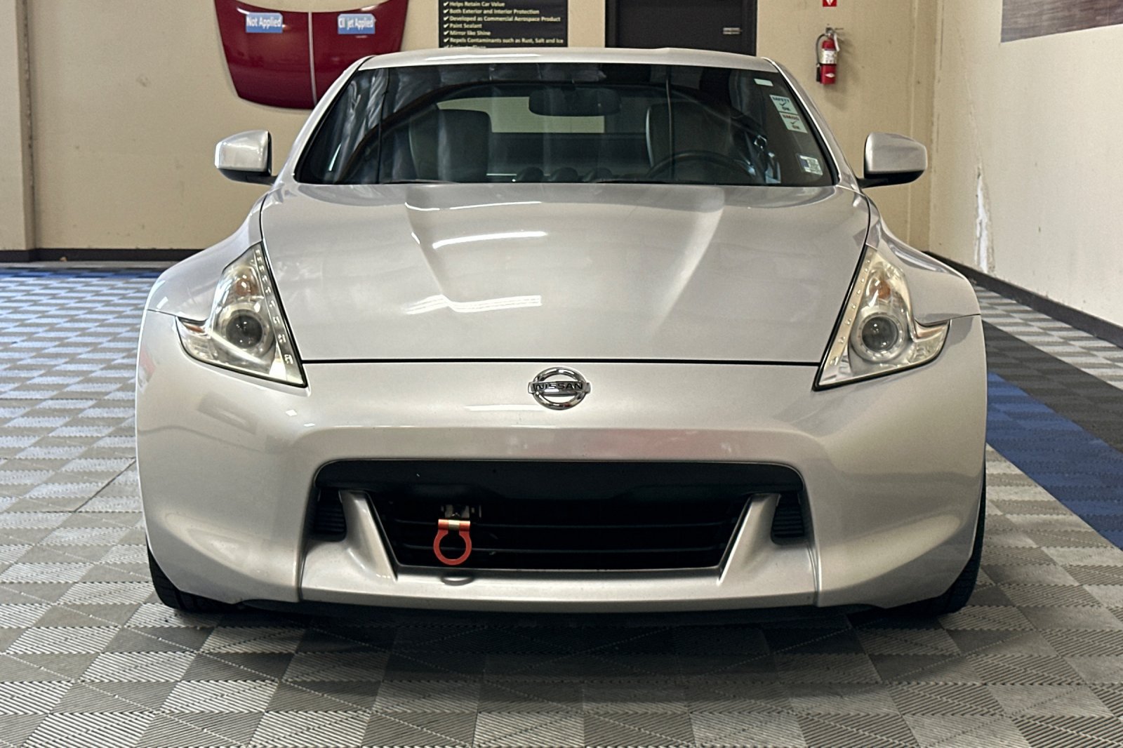 Used 2011 Nissan 370Z Touring w/ Sport Pkg RWD image 9