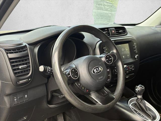 Used 2019 Kia Soul + FWD image 12
