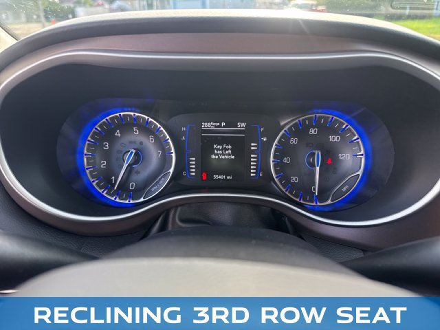 Used 2020 Chrysler Voyager L FWD image 16