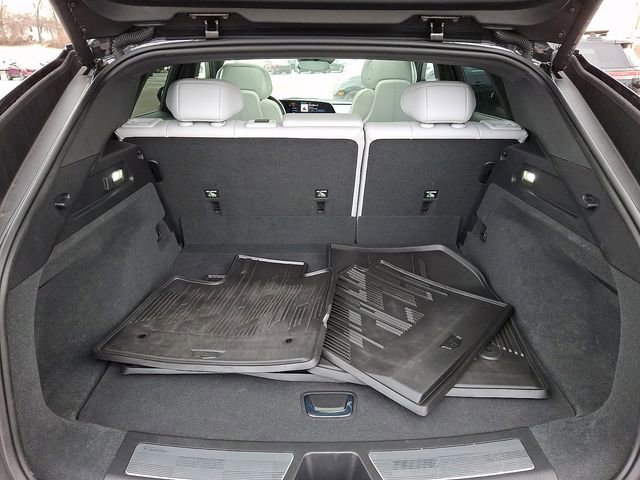 Certified 2024 Cadillac Lyriq Luxury image 32