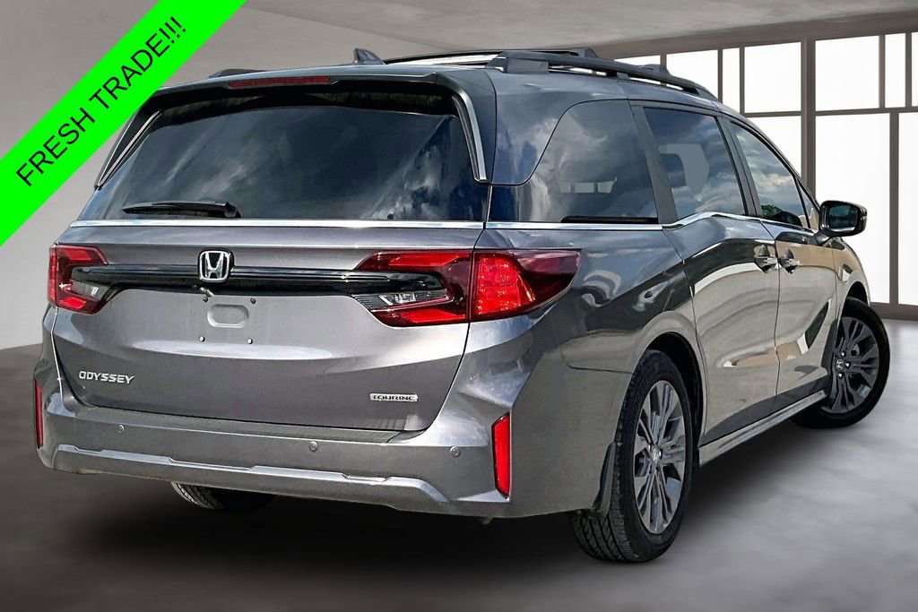 Used 2026 Honda Odyssey Touring image 6