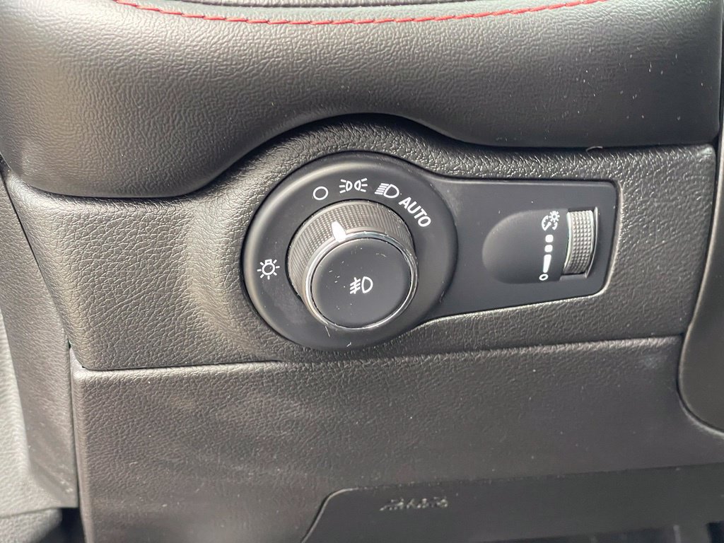 Used 2023 Dodge Durango GT AWD/4WD image 17