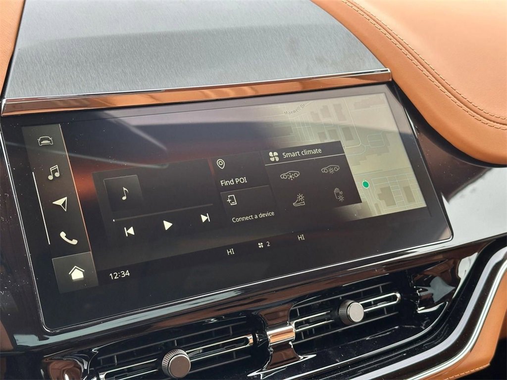 New 2026 Aston Martin DBX 707 image 22