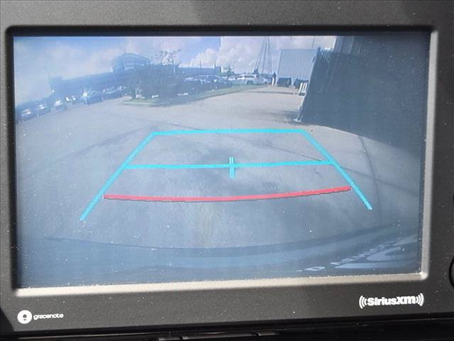 Used 2020 Toyota RAV4 XLE w/ Convenience Package FWD image 12