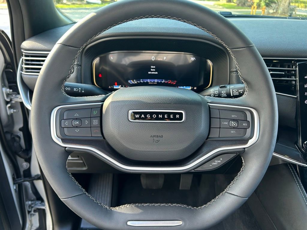 Certified 2024 Jeep Wagoneer L Base image 19