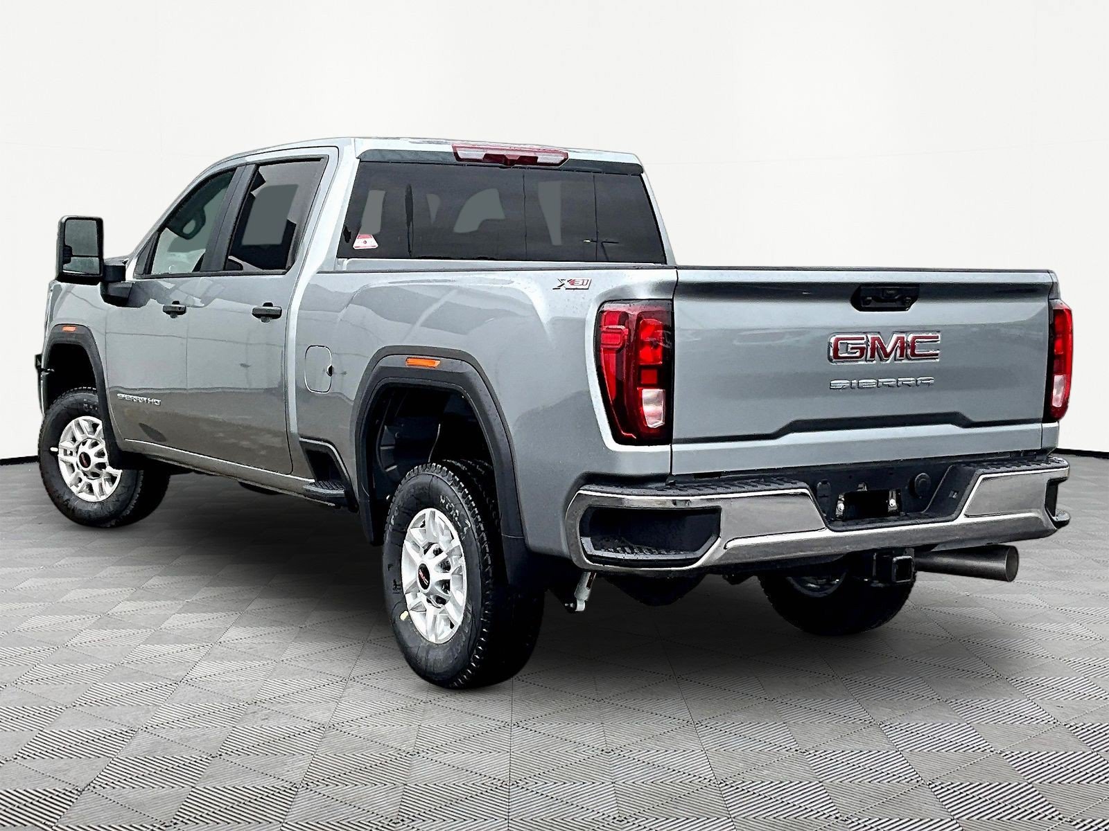 New 2026 GMC Sierra 2500 Pro w/ Convenience Package AWD/4WD image 4