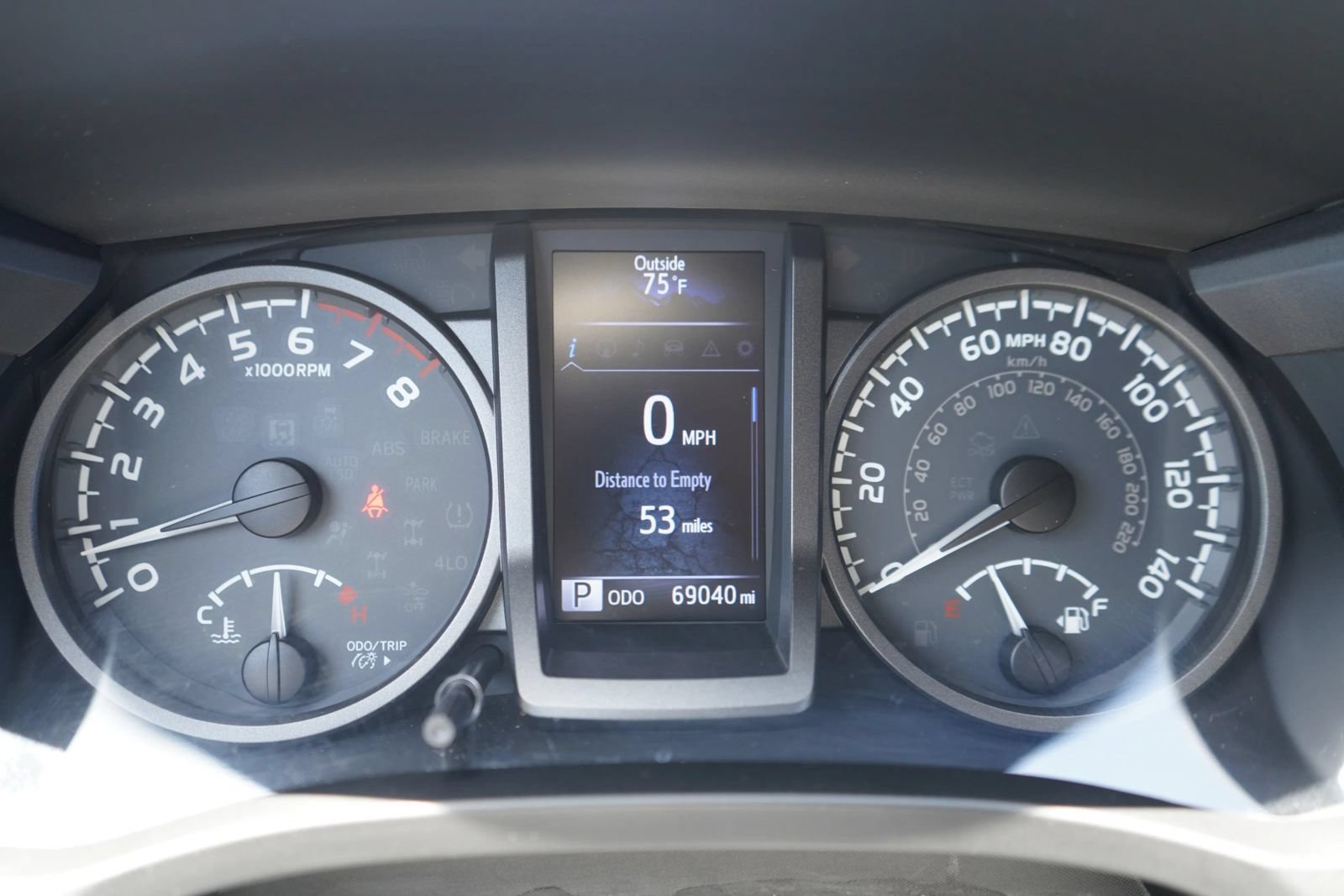 Used 2019 Toyota Tacoma TRD Off-Road AWD/4WD image 10