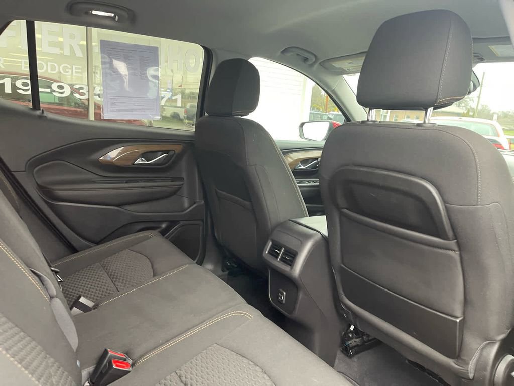 Used 2021 GMC Terrain SLE image 13