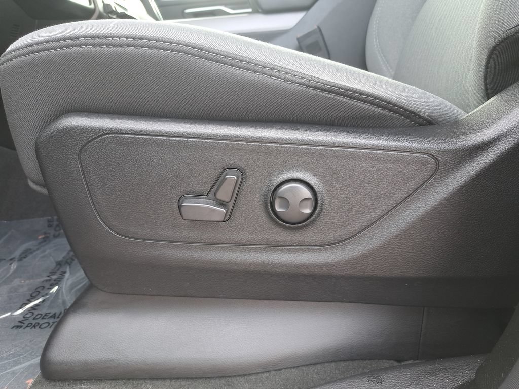 Certified 2024 RAM 1500 4x4 Crew Cab image 28
