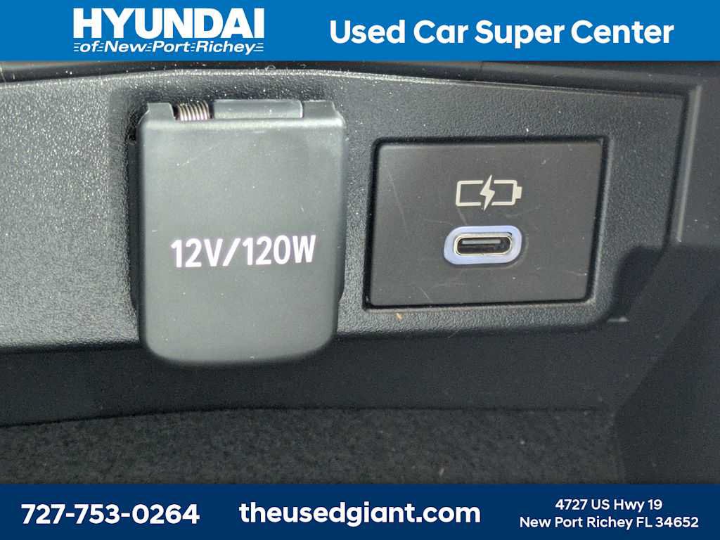 Used 2026 Toyota Corolla Cross L FWD image 25