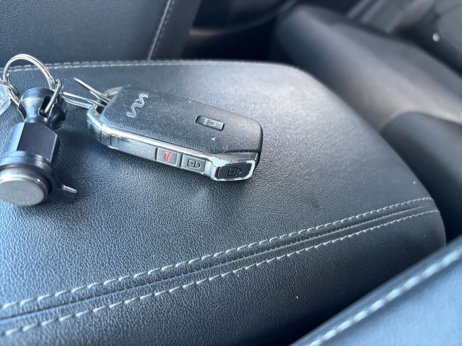 Used 2025 Kia Seltos S image 22