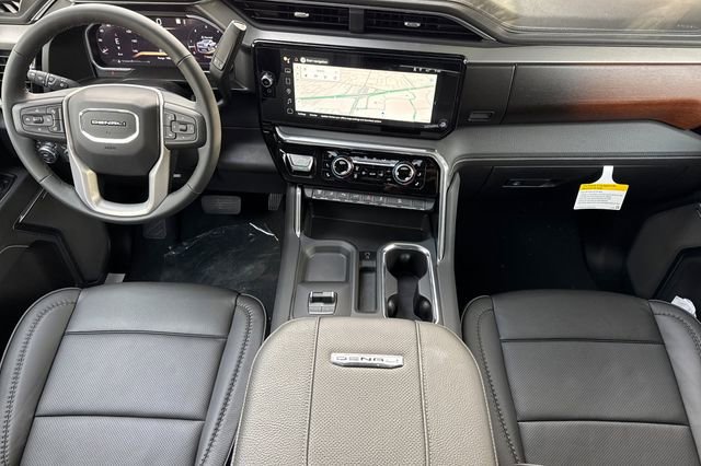 New 2026 GMC Sierra 3500 Denali w/ Denali Reserve Package image 15