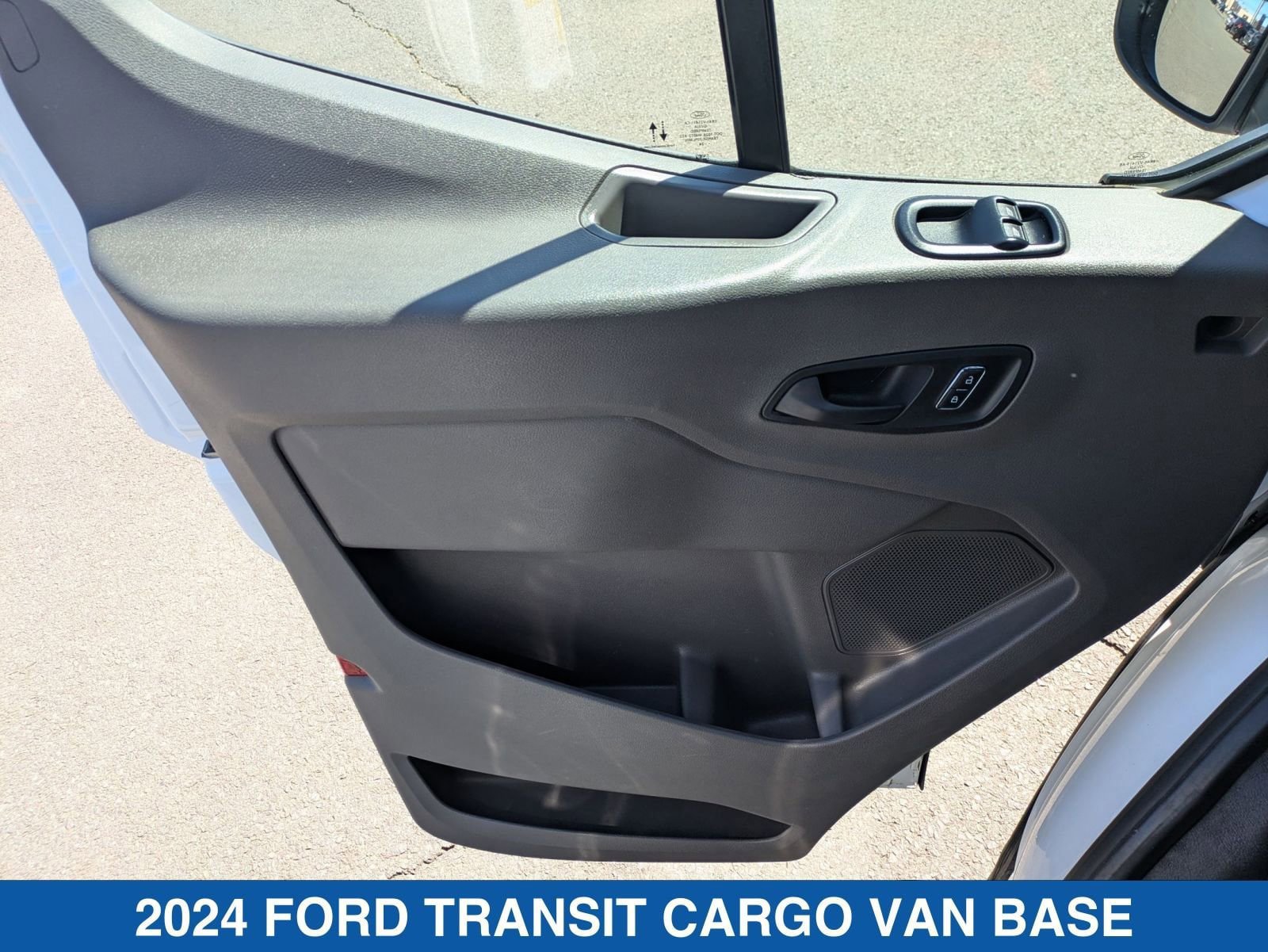 Used 2024 Ford Transit 250 Low Roof w/ Exterior Upgrade Package RWD image 12