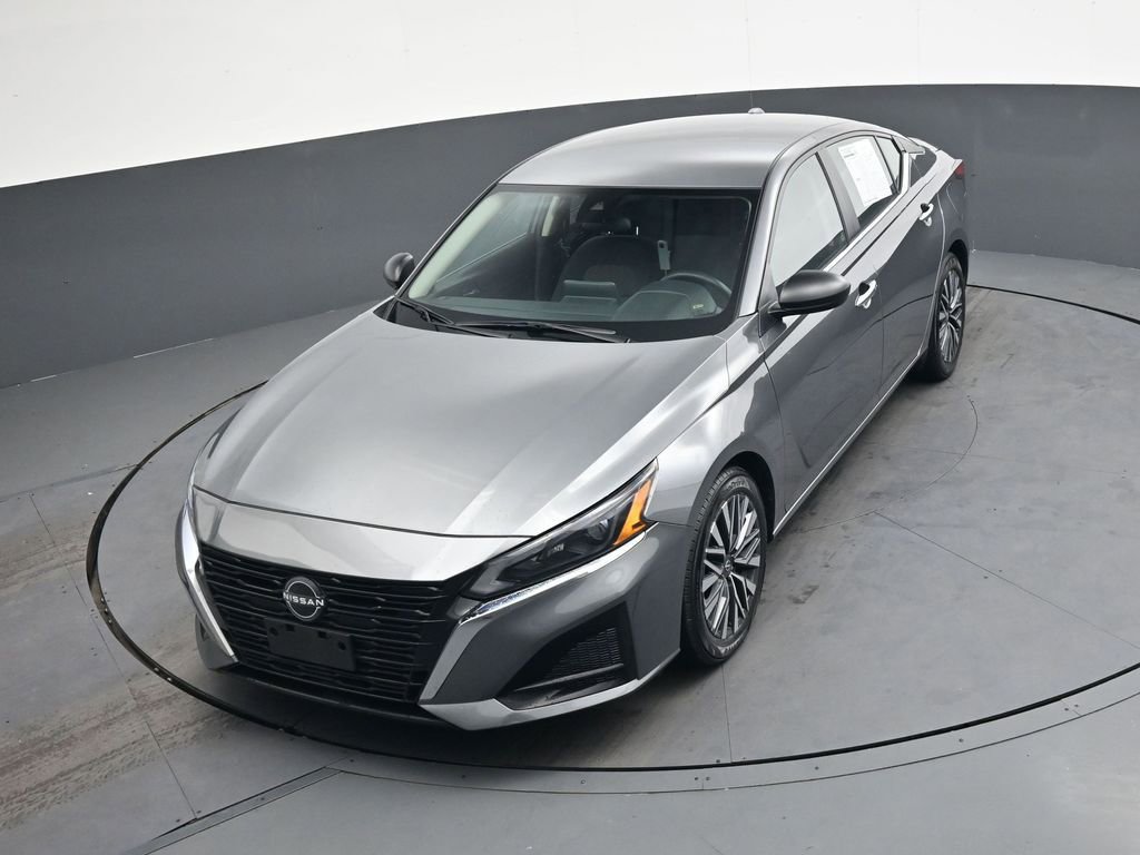 Used 2024 Nissan Altima 2.5 SV image 31