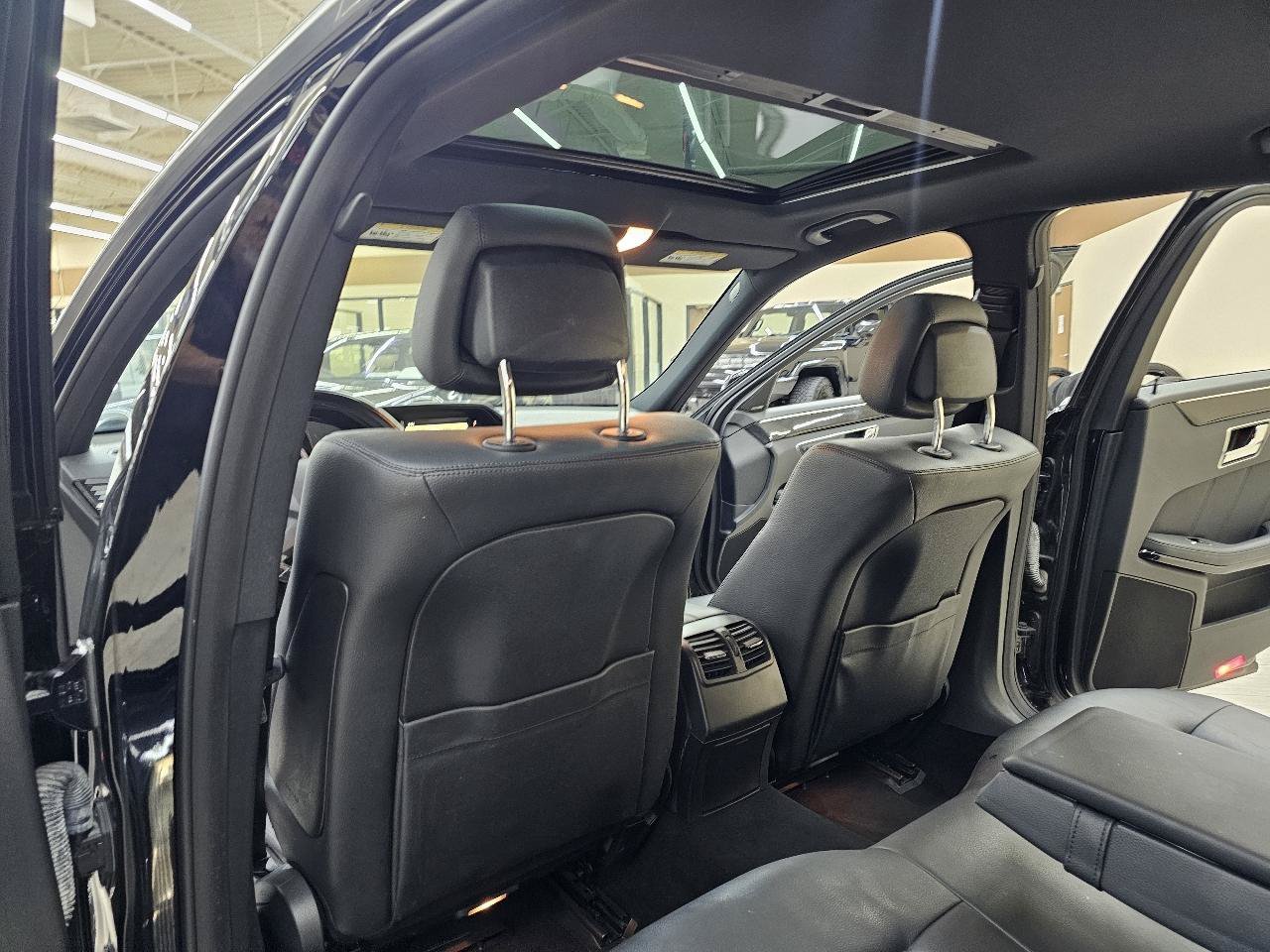 Used 2011 Mercedes-Benz E 350 Sedan w/ Premium 2 Pkg image 27