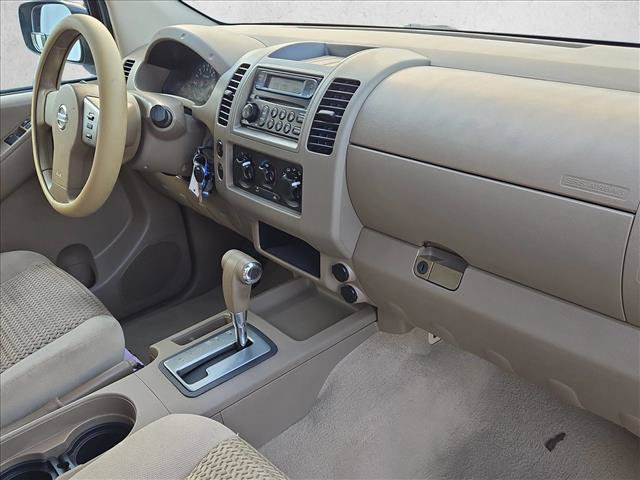 Used 2007 Nissan Frontier SE w/ SE Value Truck Pkg RWD image 19
