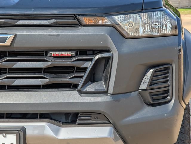 Used 2024 Chevrolet Colorado Trail Boss w/ Advanced Trailering Package AWD/4WD image 9