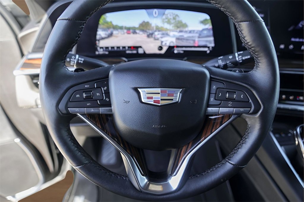Certified 2024 Cadillac Escalade Luxury image 13