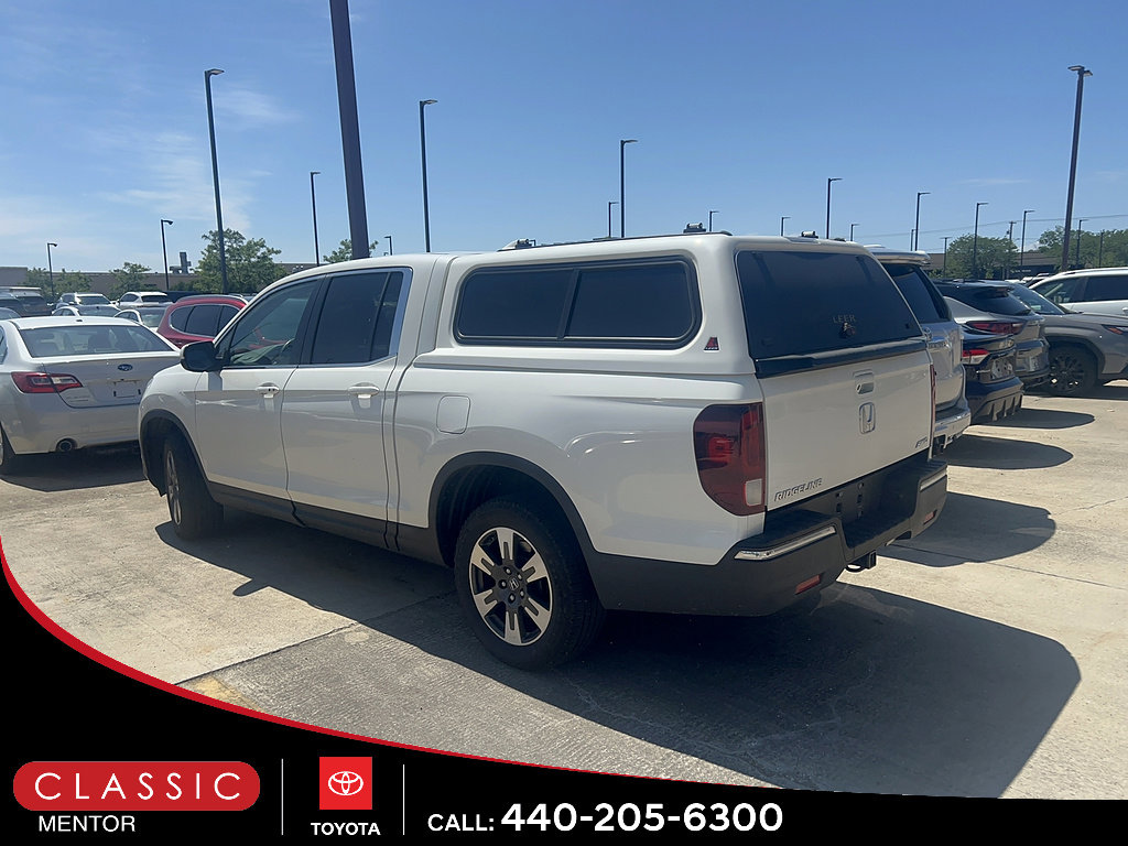 Used 2017 Honda Ridgeline RTL-T image 2