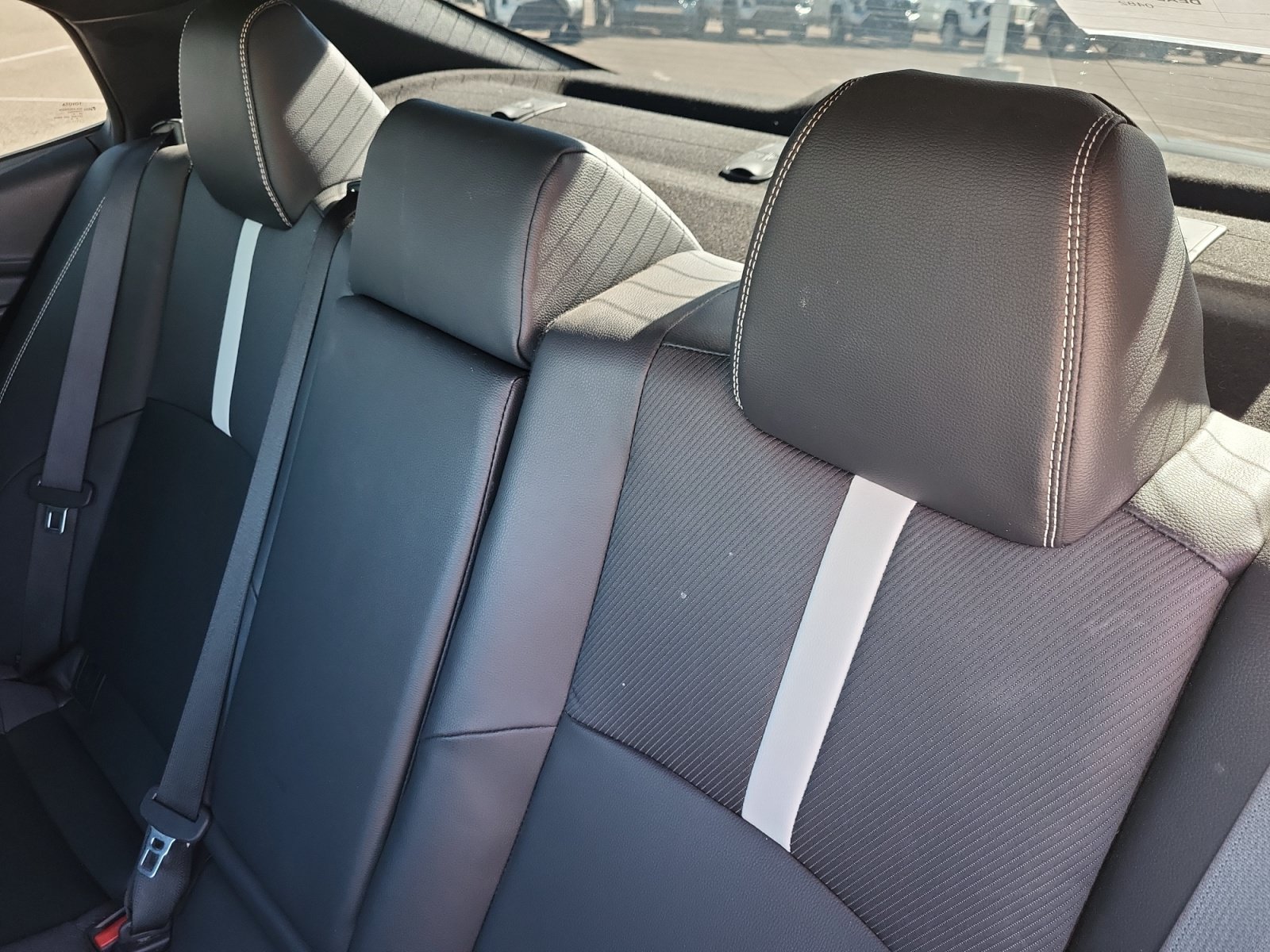 Used 2025 Toyota Camry SE FWD image 10