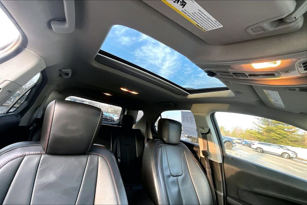 Used 2017 Chevrolet Equinox Premier w/ Enhanced Convenience Package image 23