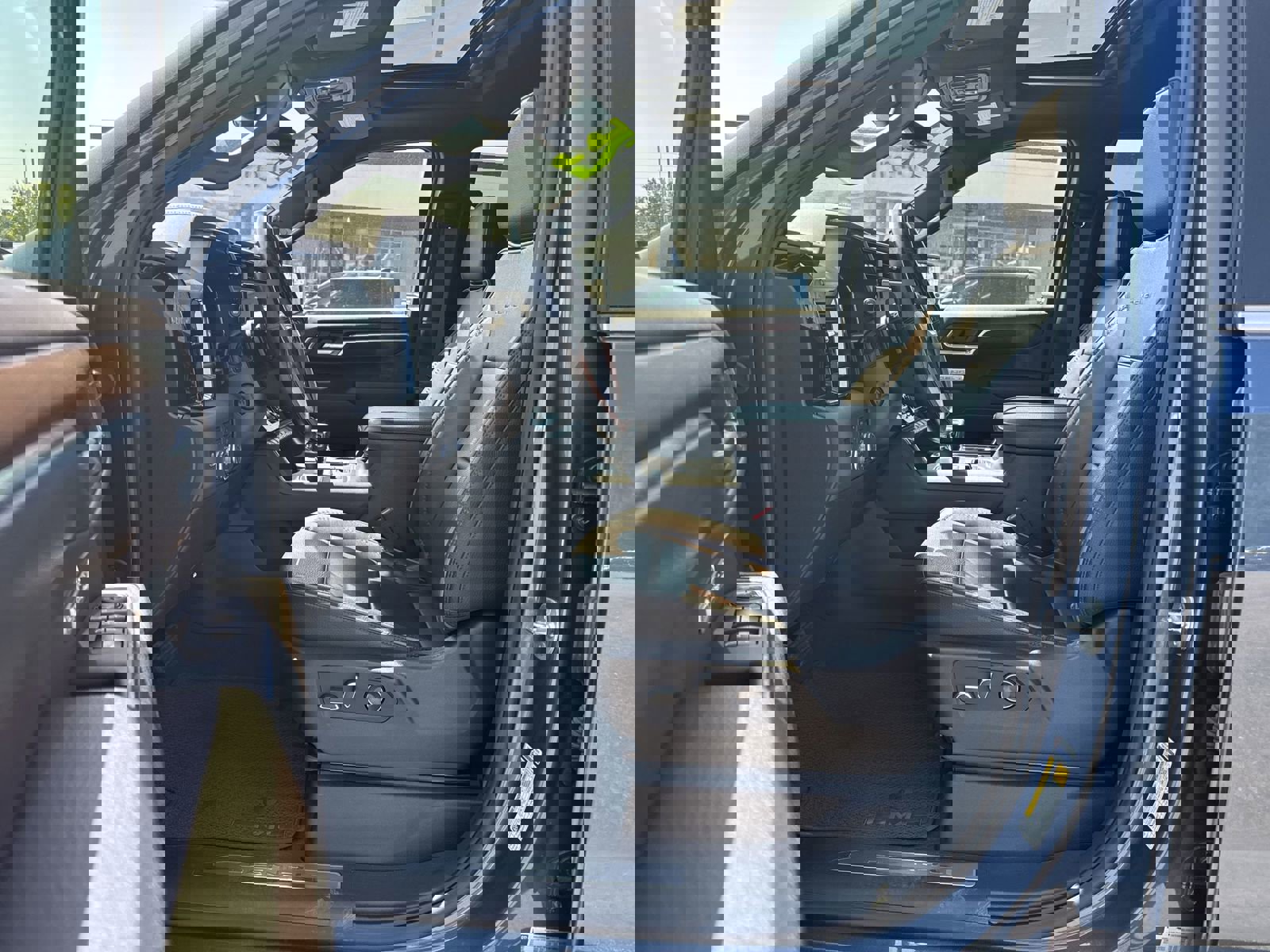 Certified 2025 GMC Sierra 1500 Denali w/ Denali Reserve Package image 16