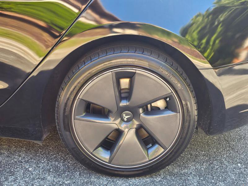 Used 2023 Tesla Model 3 Standard Range RWD image 18