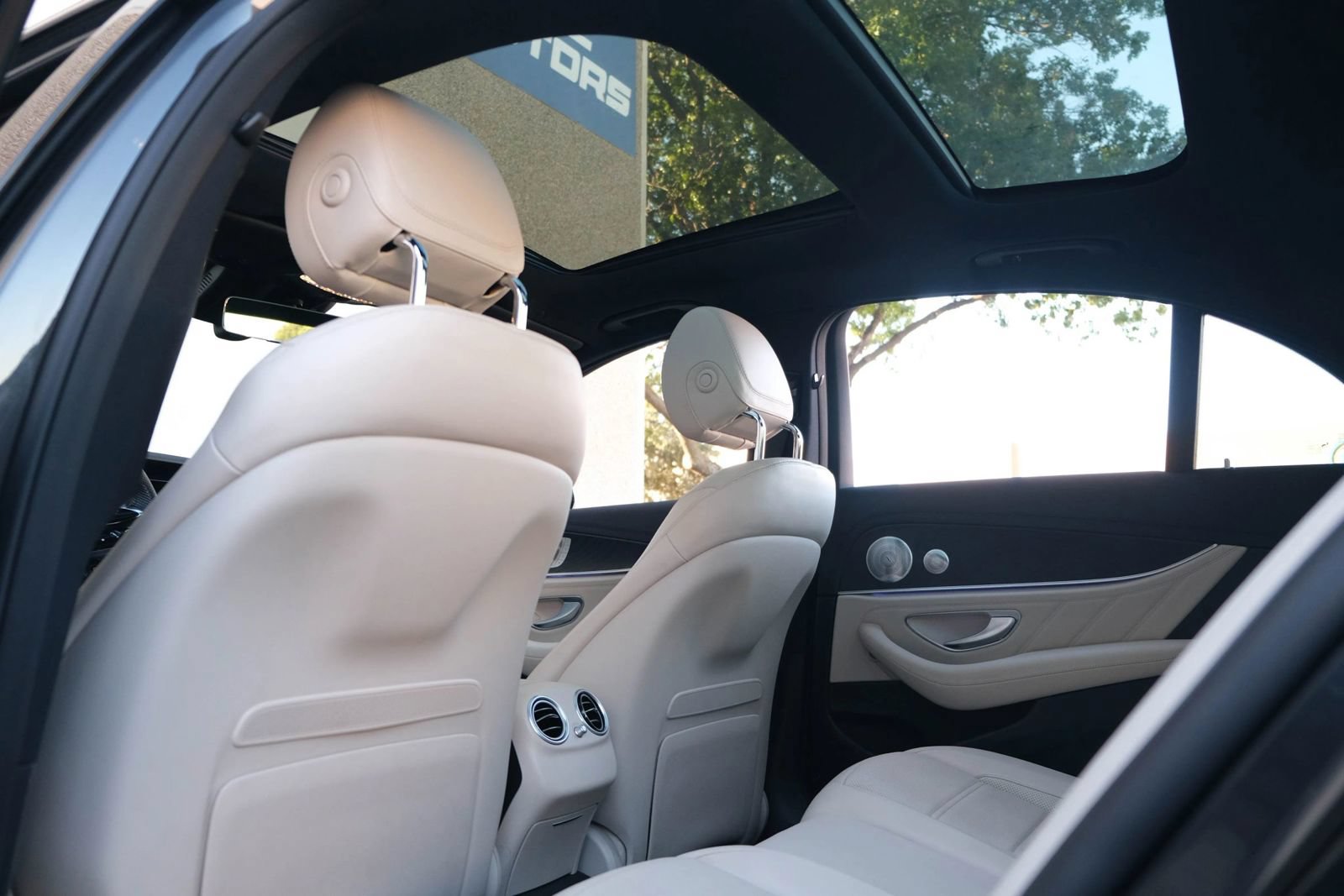 Used 2021 Mercedes-Benz E 53 AMG 4MATIC Sedan w/ Exterior Lighting Package image 25