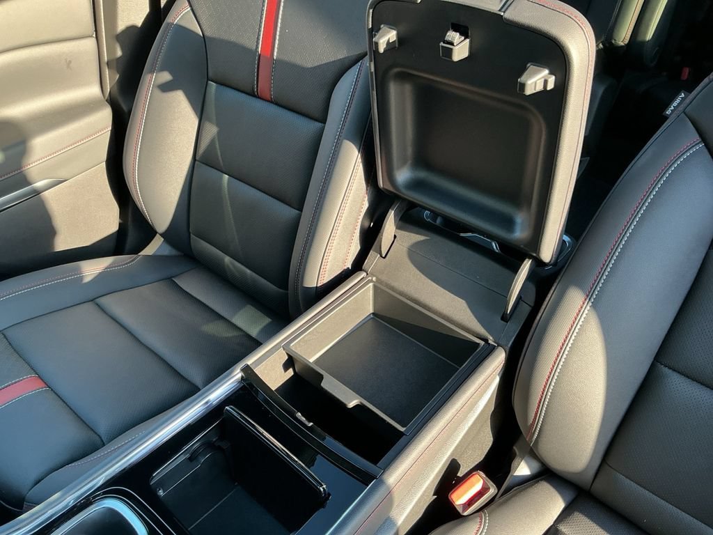 Certified 2026 Chevrolet Traverse RS w/ LPO, Floor Liner Package AWD/4WD image 27