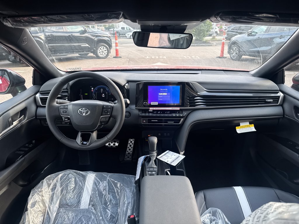New 2026 Toyota Camry SE AWD/4WD image 10