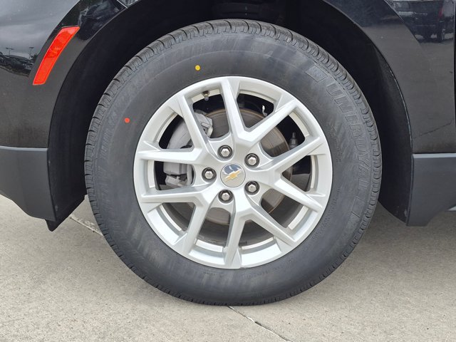 Used 2023 Chevrolet Equinox LS FWD image 23