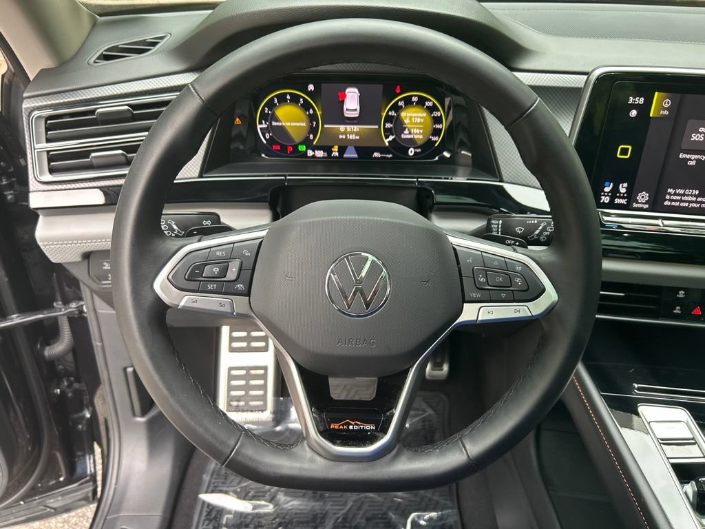 Used 2024 Volkswagen Atlas Peak Edition SE AWD/4WD image 22