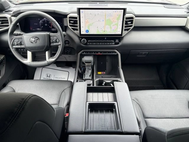 Used 2025 Toyota Tundra Limited AWD/4WD image 36
