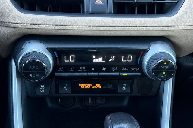 Used 2021 Toyota RAV4 XLE w/ Convenience Package AWD/4WD image 26