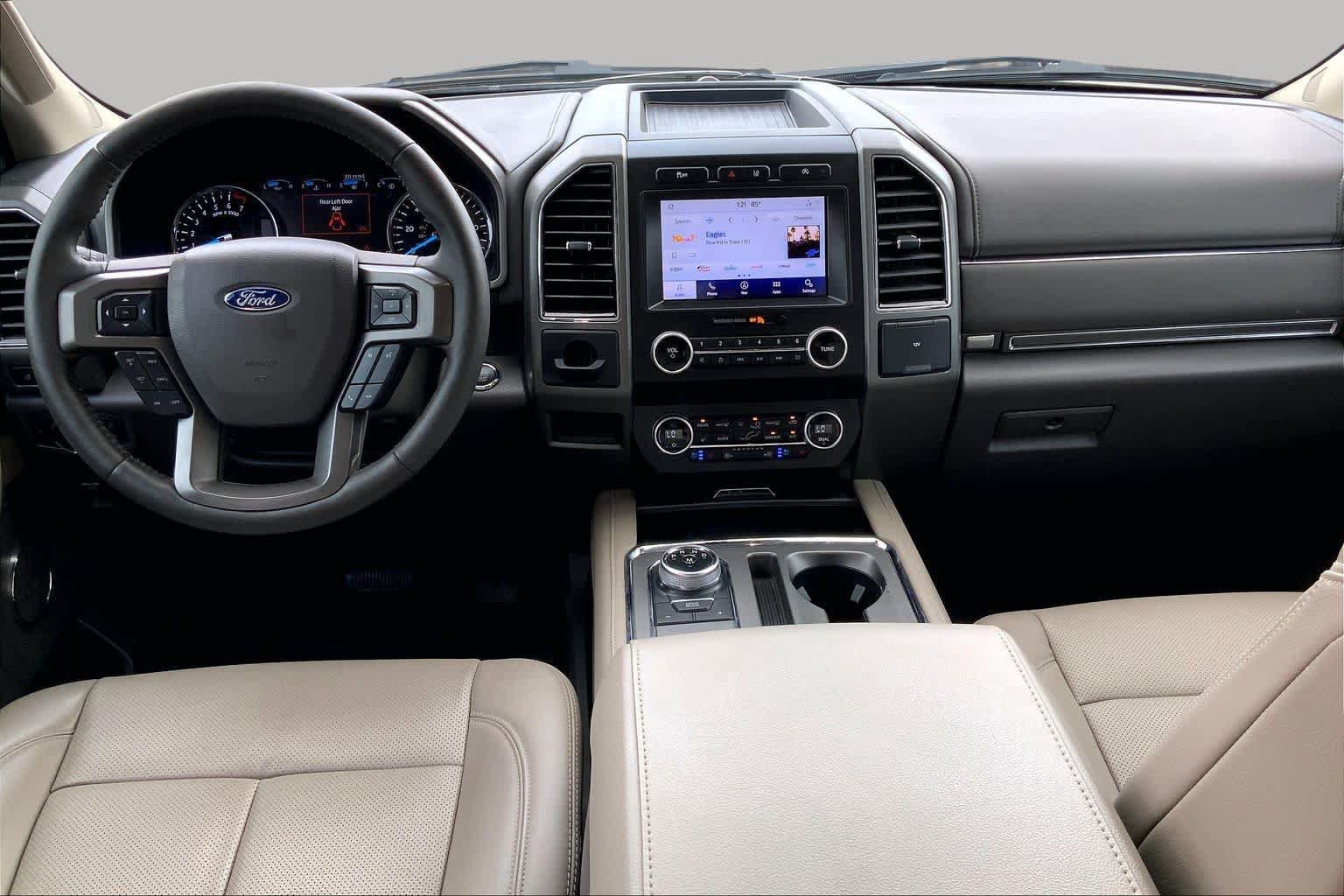 Used 2020 Ford Expedition XLT w/ Equipment Group 202A RWD image 16