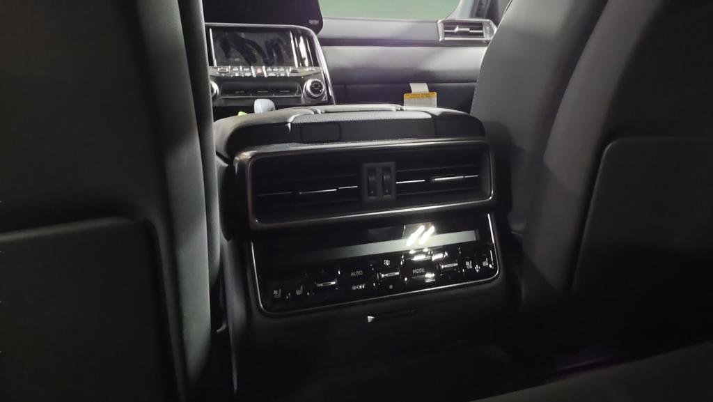 New 2025 Lexus LX 700h Luxury AWD/4WD image 15