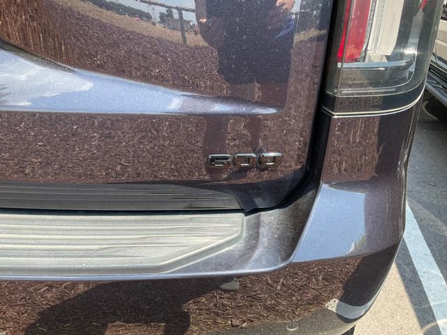 Used 2023 Cadillac Escalade Sport Platinum w/ LPO, ONYX Package AWD/4WD image 7