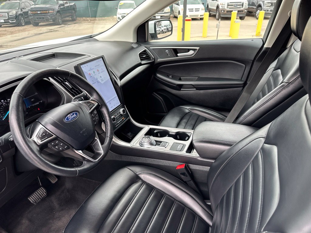 Used 2024 Ford Edge SEL AWD/4WD image 15
