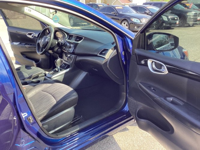 Used 2018 Nissan Sentra SV image 8