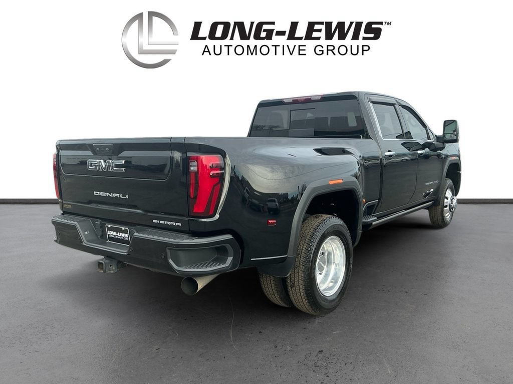 Used 2024 GMC Sierra 3500 Denali Ultimate AWD/4WD image 7
