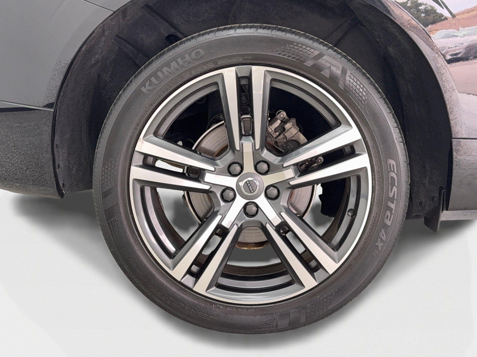 Used 2019 Volvo XC60 T5 Momentum w/ Multimedia Package FWD image 52