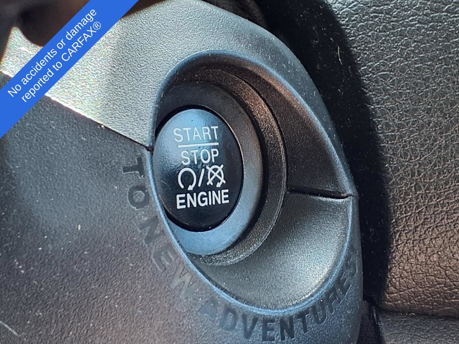 Used 2016 Jeep Renegade Latitude w/ Popular Equipment Group FWD image 23