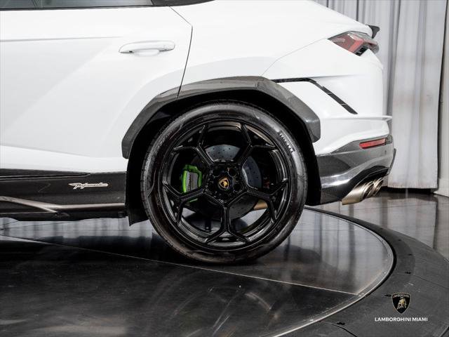 Used 2024 Lamborghini Urus Performante AWD/4WD image 15